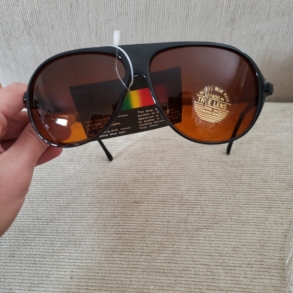 3/$30 Unisex Aviator Style Sunglasses
